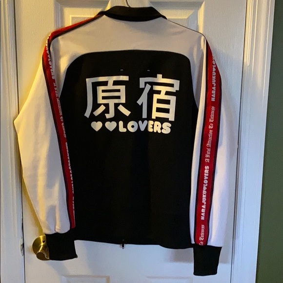 Gwen Stefani’s Harajuku Lovers Zip-Up jacket - Picture 2 of 3